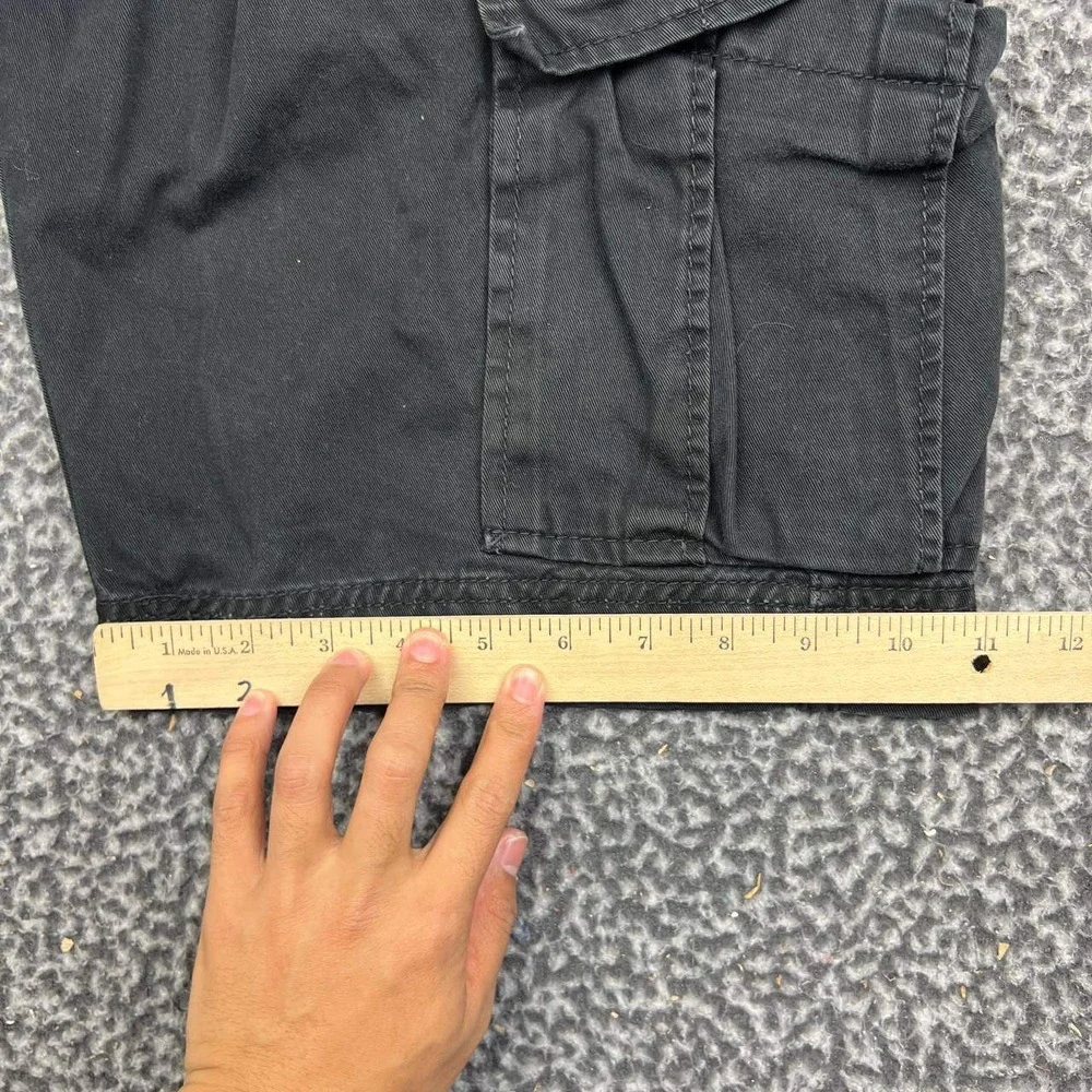 Levis Cargo Shorts Men 34 Black Cotton Pockets Casual Outdoor Utility